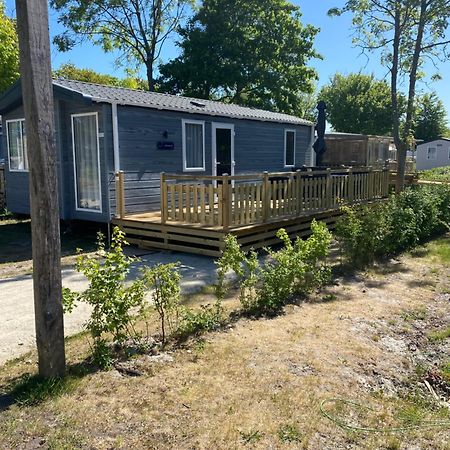 4 Persoons Chalet Hz 21 Lauwersoog Buitenkant foto